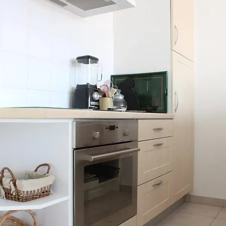 Apartment 2 Pieces - Cl100-007 *